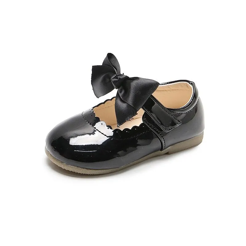 Bow Designed Sandals For Infants