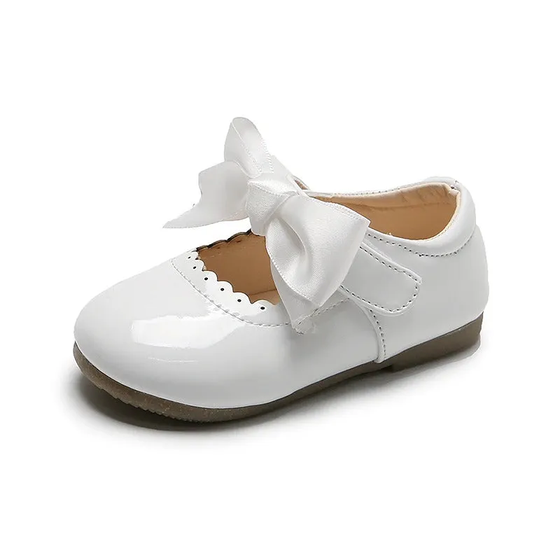 Bow Designed Sandals For Infants