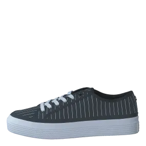 Essential Stripe Sneaker Desert Sky