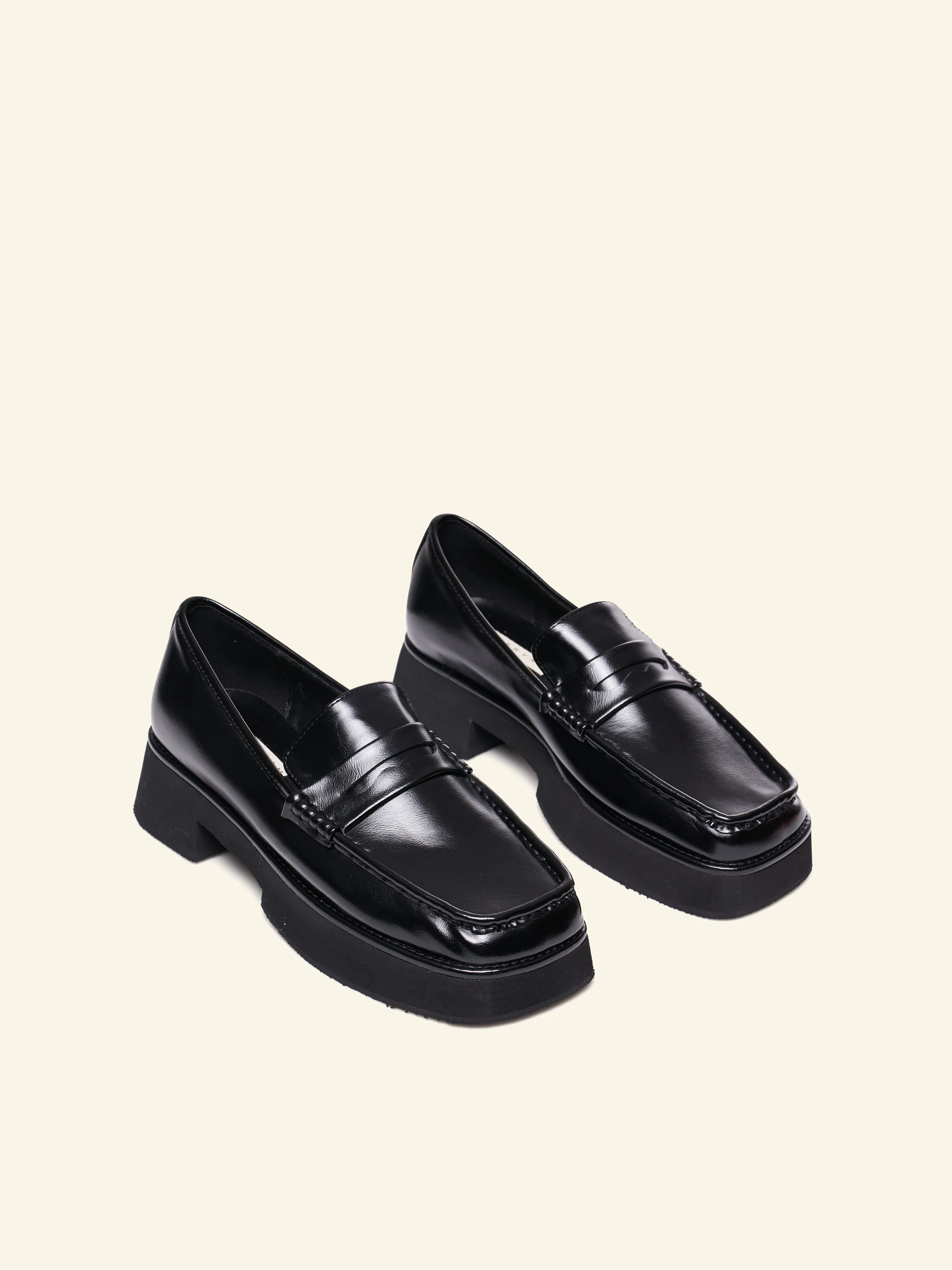 HARPER Loafers