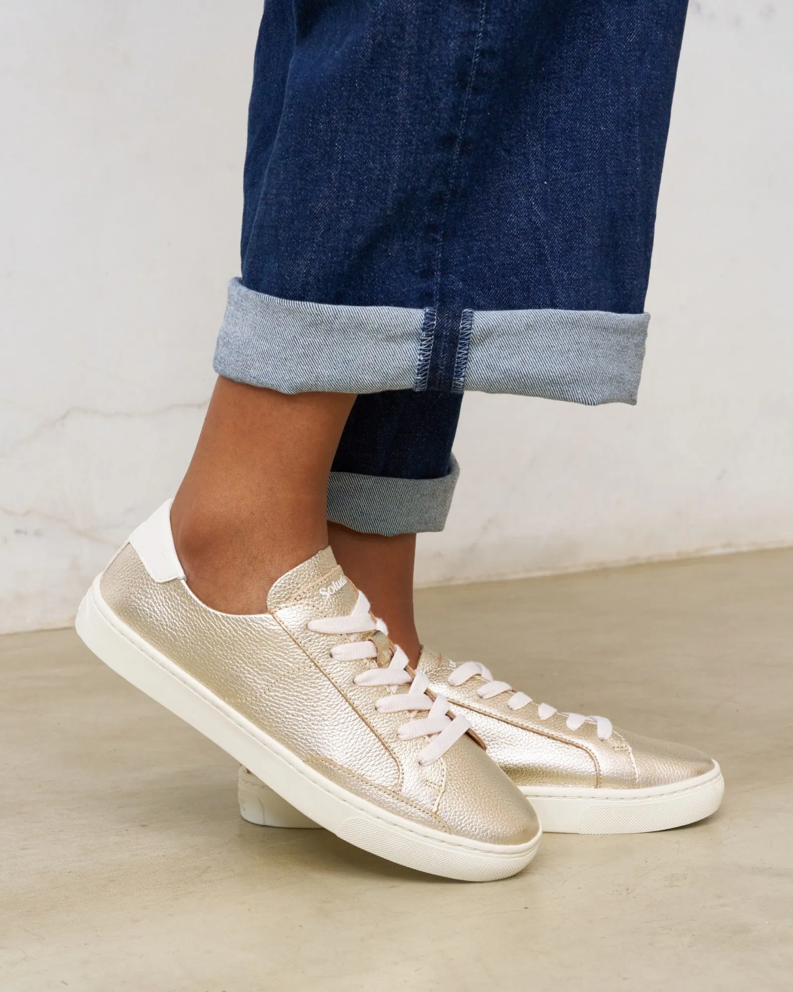 Womens_Sneakers_The Ibiza_Leather Colors_Platinum