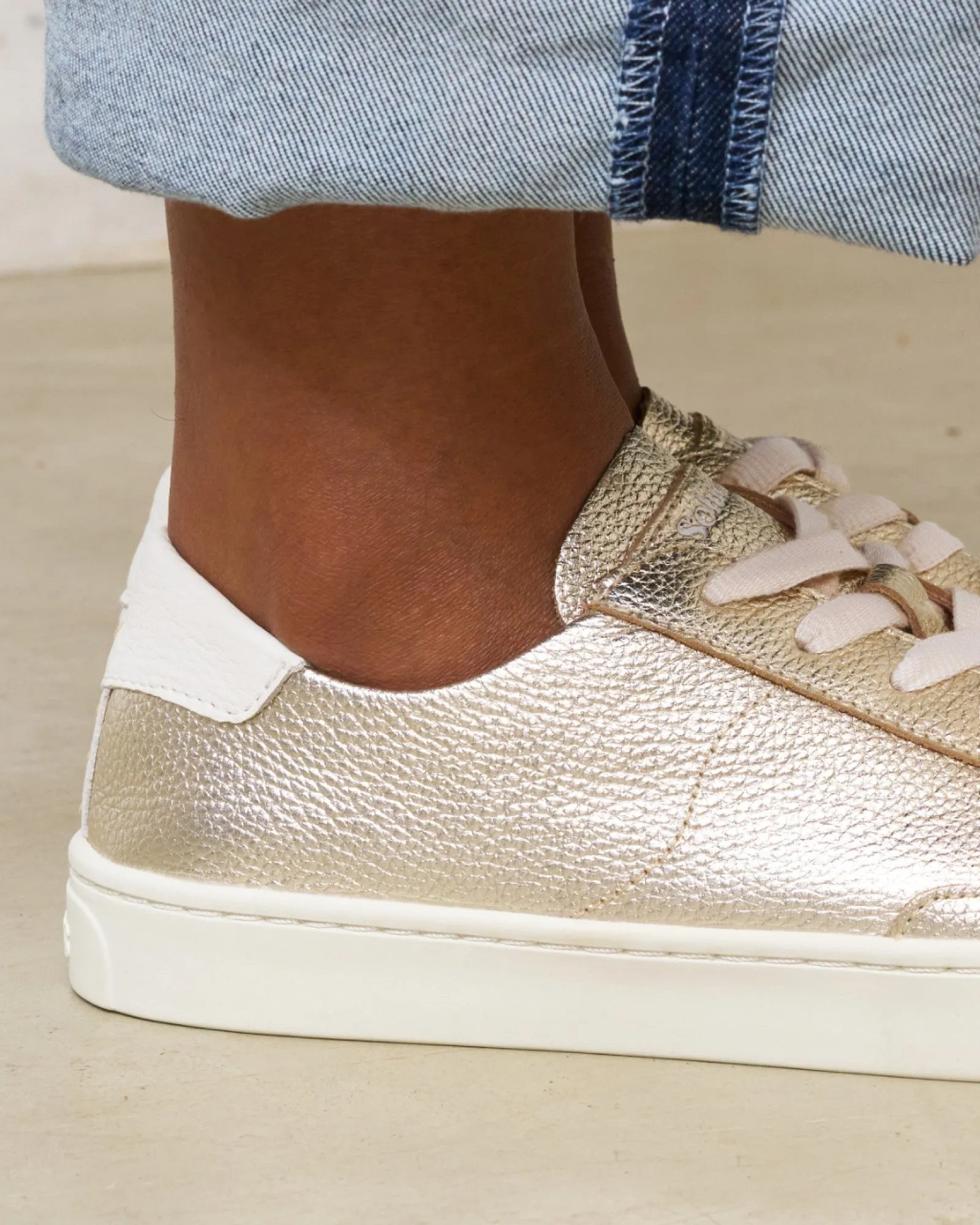 Womens_Sneakers_The Ibiza_Leather Colors_Platinum